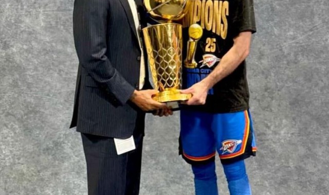 名记：篮网将聘请雷霆的业余球探总监艾西-劳担任球员人事总监